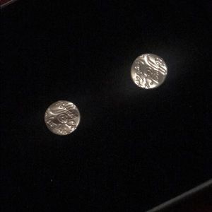 Tiffany Note Earrings